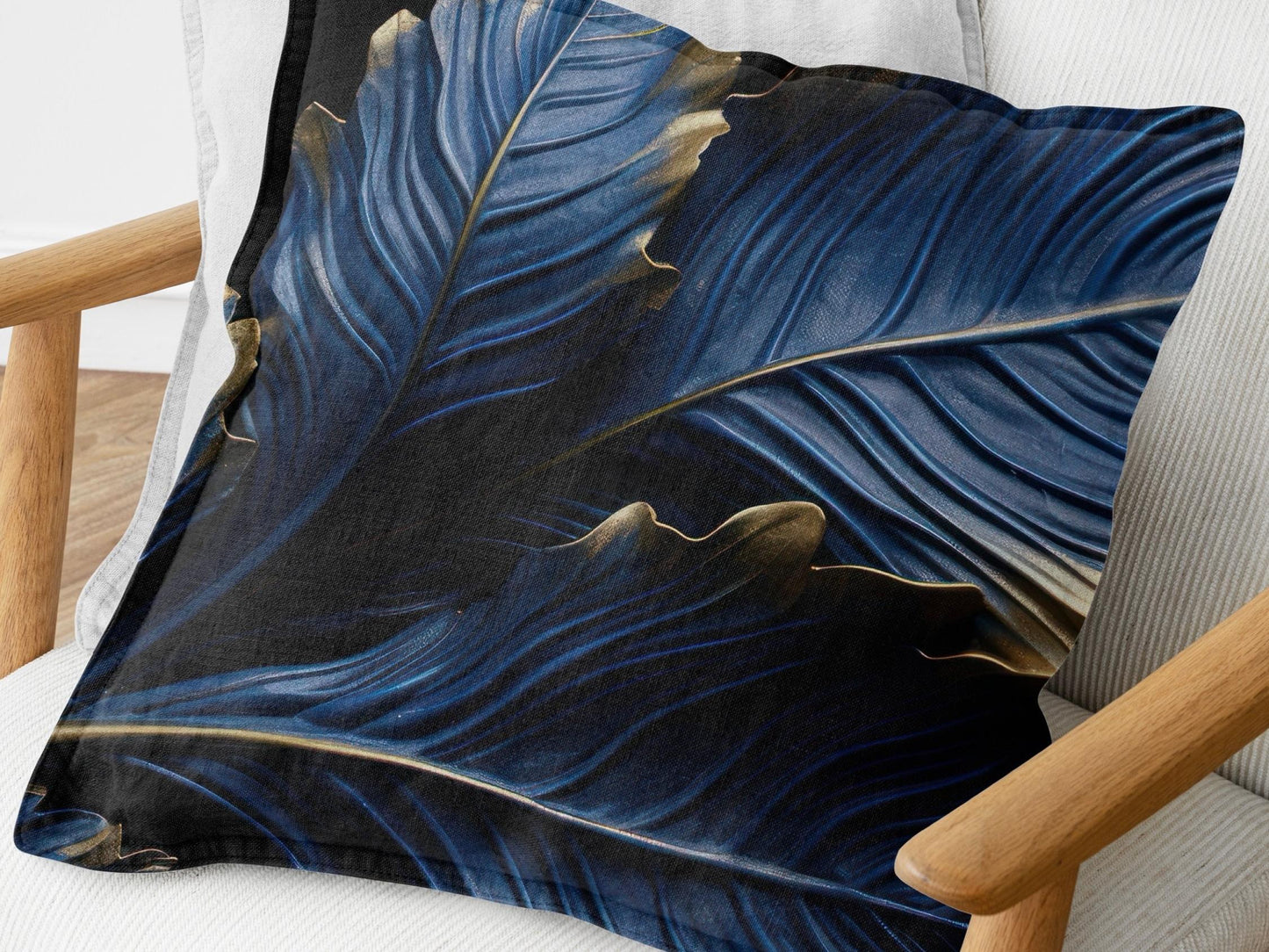Scatter Cushion Deep Blue/crusted gold