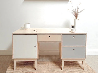 Kirsty Desk